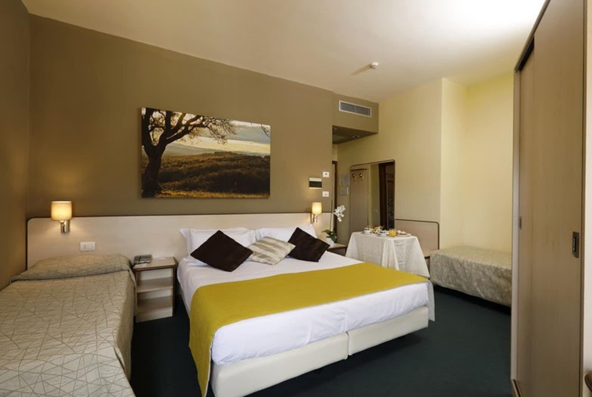 Hotel Alcide Poggibonsi Exterior foto