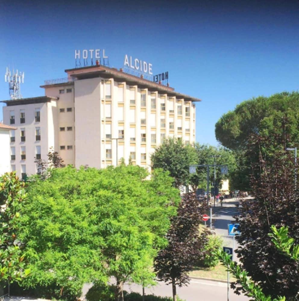Hotel Alcide Poggibonsi Exterior foto