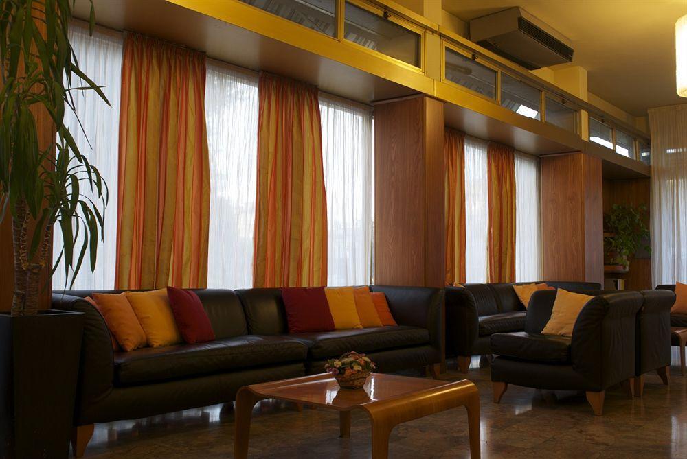 Hotel Alcide Poggibonsi Exterior foto