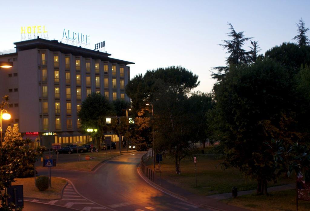 Hotel Alcide Poggibonsi Exterior foto