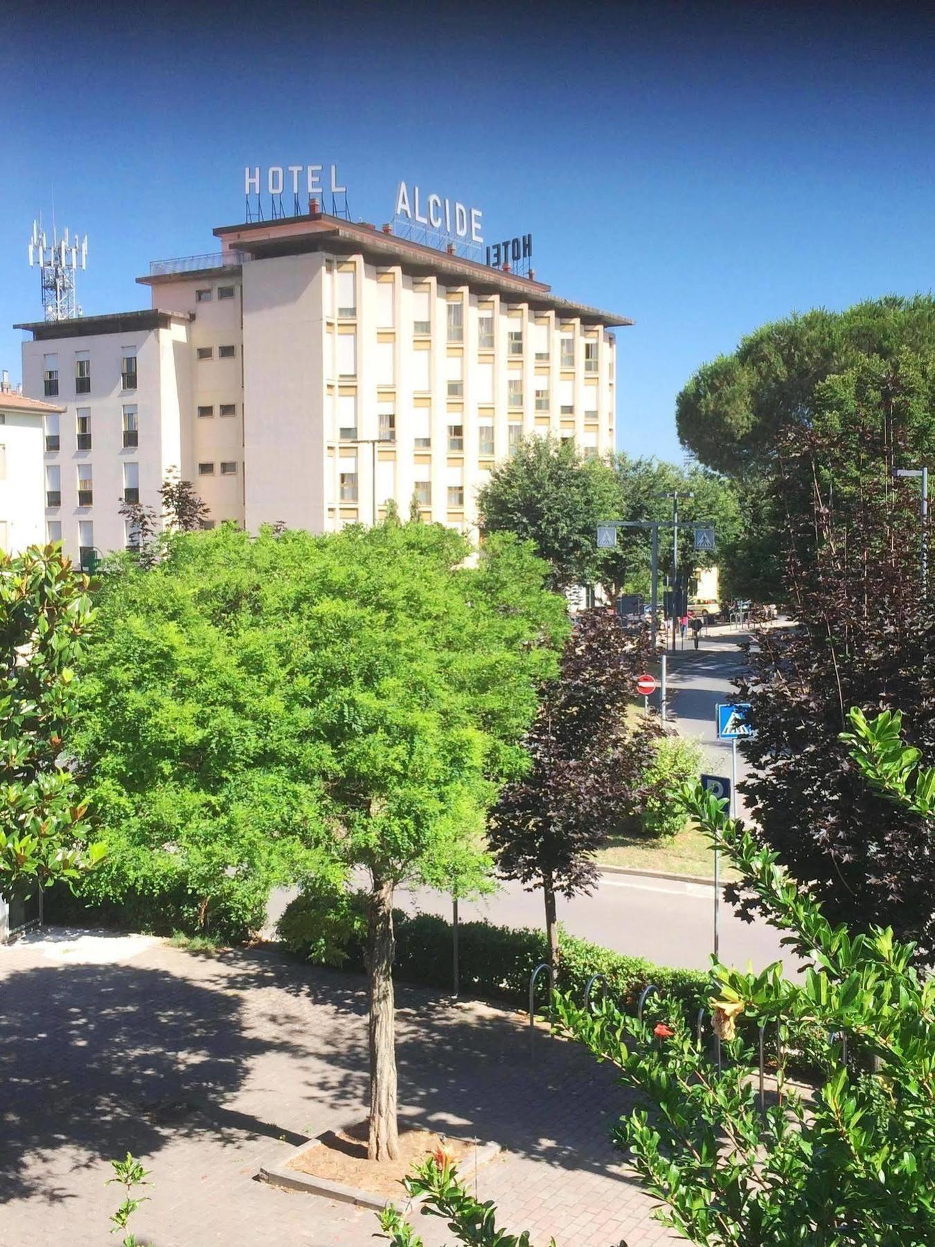 Hotel Alcide Poggibonsi Exterior foto